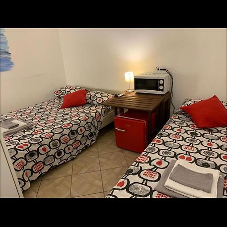 Backpackers House Bed and Breakfast Bologna Exteriör bild