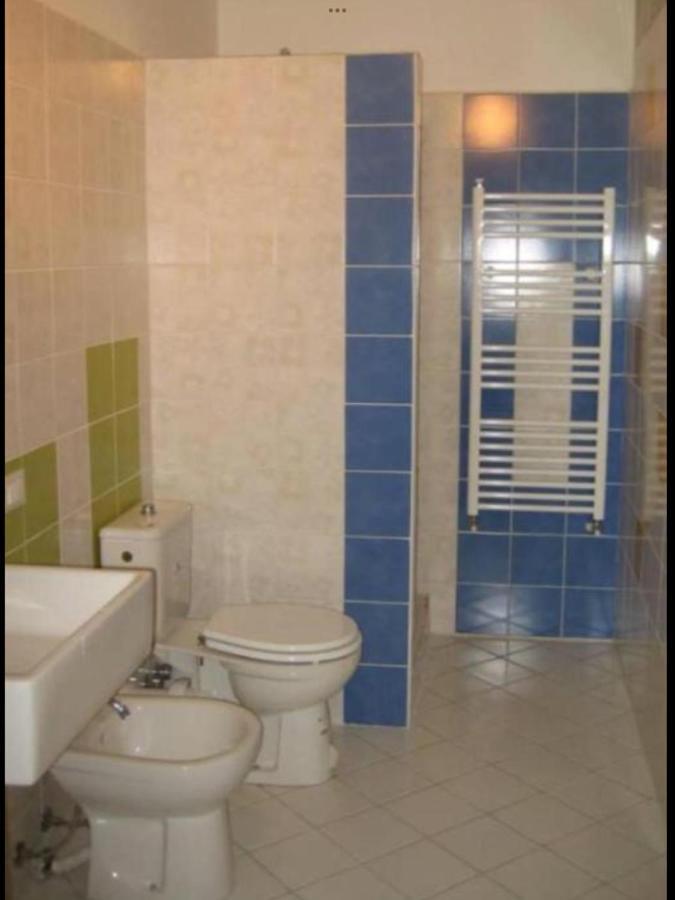 Backpackers House Bed and Breakfast Bologna Exteriör bild
