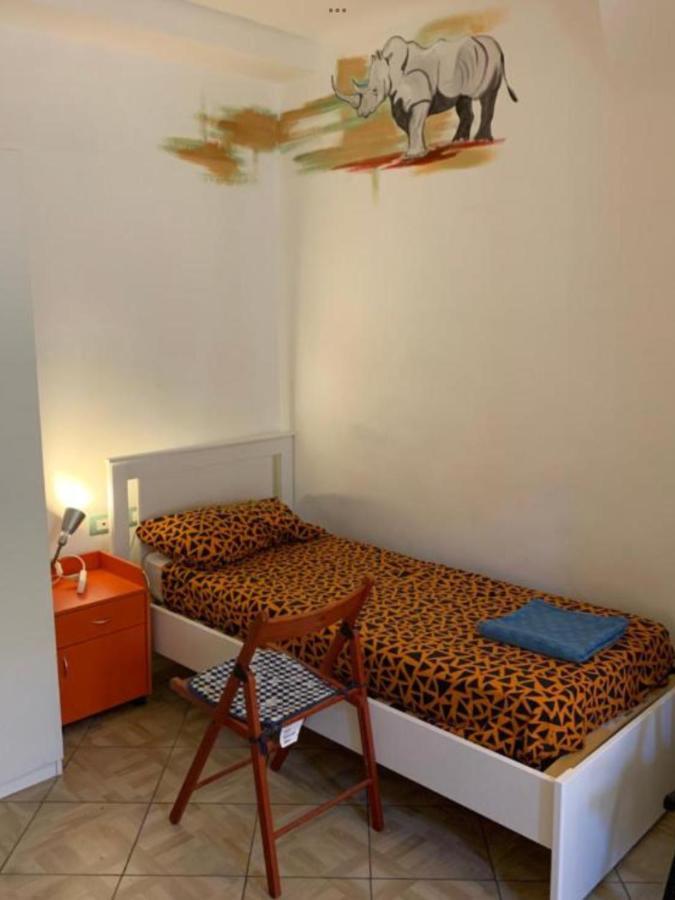 Backpackers House Bed and Breakfast Bologna Exteriör bild