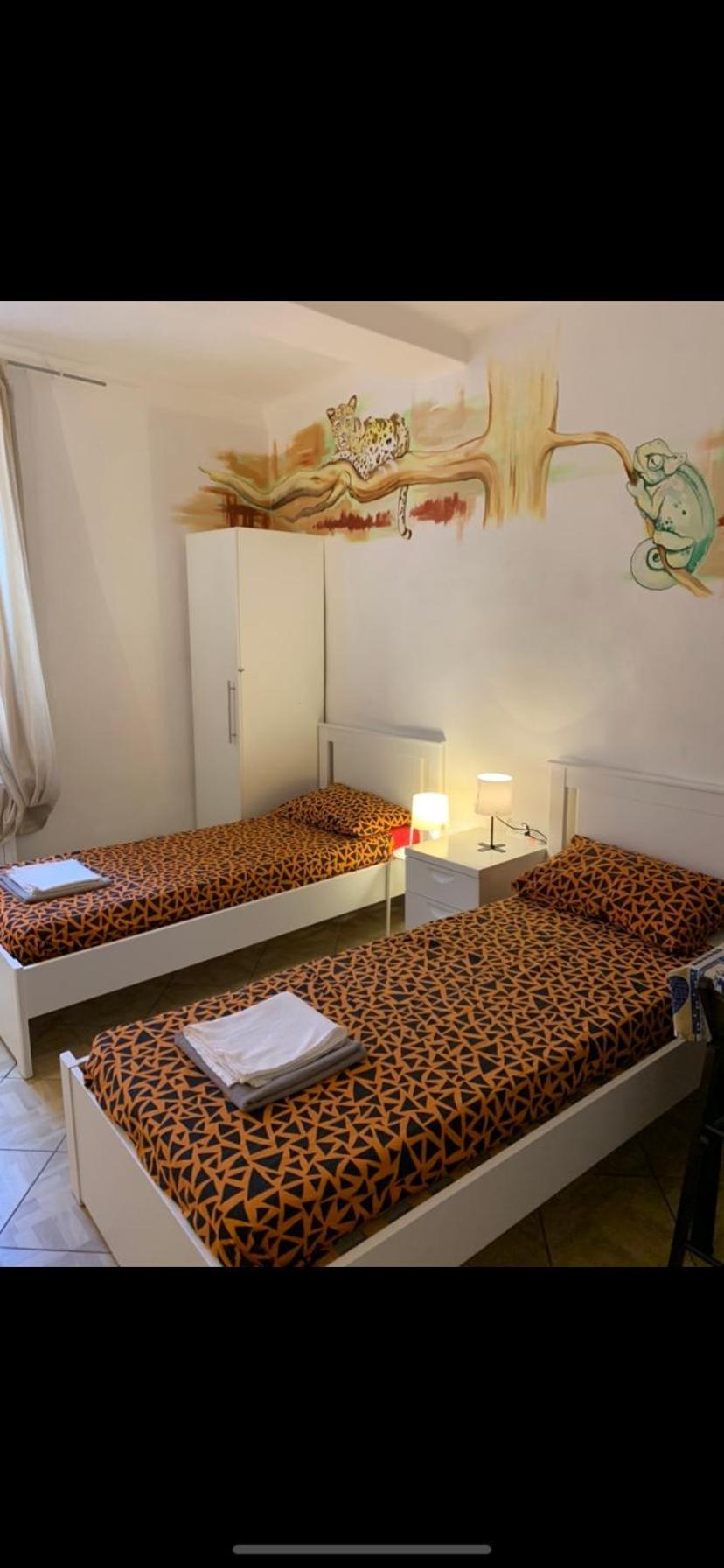 Backpackers House Bed and Breakfast Bologna Exteriör bild
